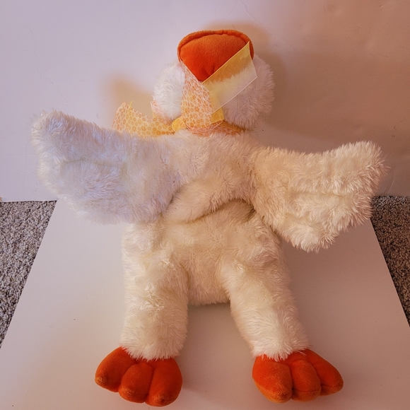 Caltoy Platypus Plush 19" White Orange Bill Bow - Picture 6 of 7